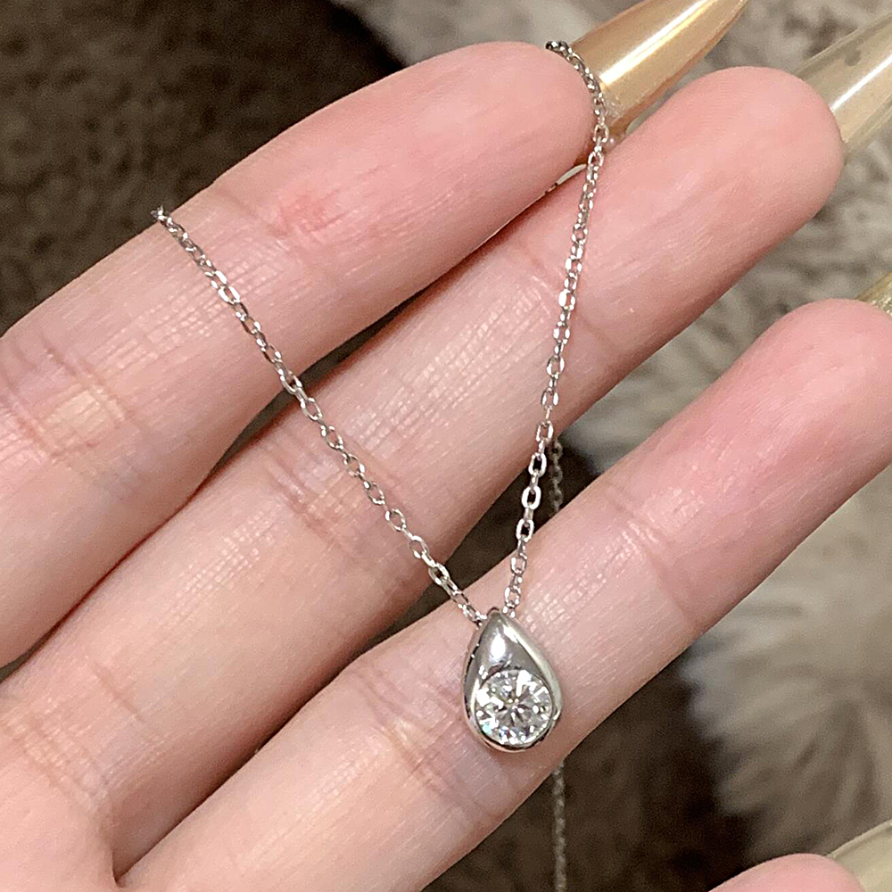 0.3/0.5CT Solitaire Diamond Mo - Bezels Set Pendant recensie en prijs